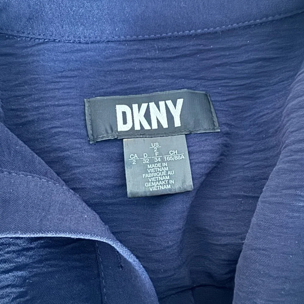 DKNY Navy Midi Shirt Dress Size 2 Belted Button Front Sleeveless Minimalist - Picture 9 of 10